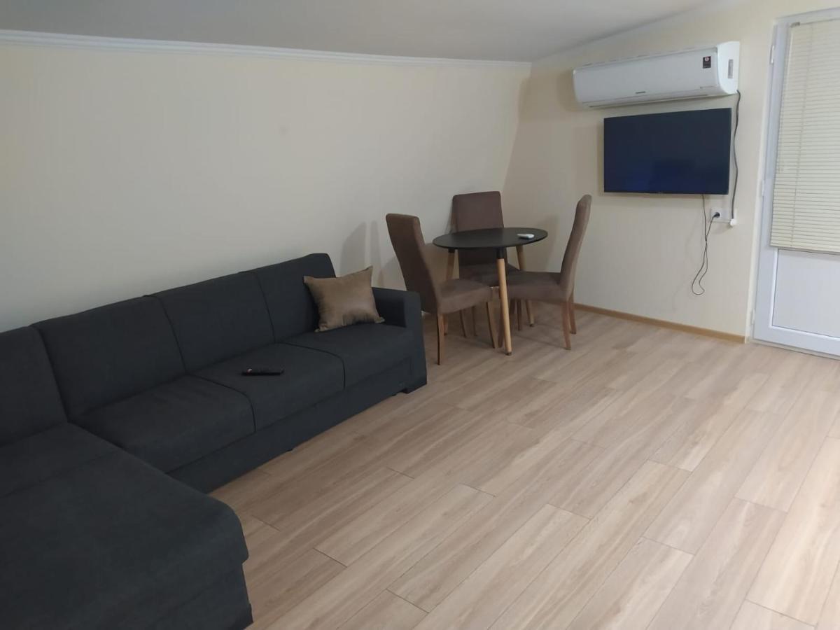 Apartment Dry Bridge Tbilisi Buitenkant foto